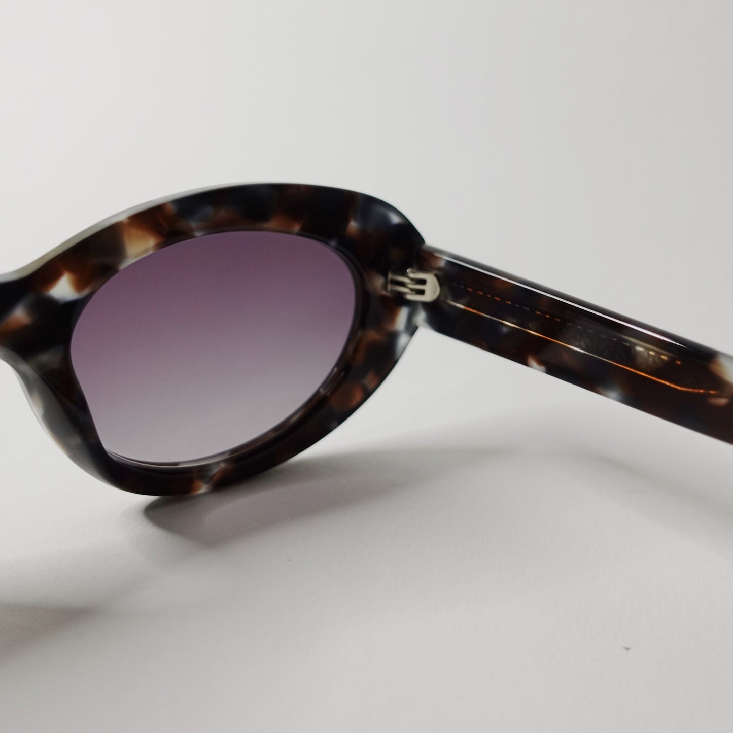 ANGELICA IN DARK MARMO